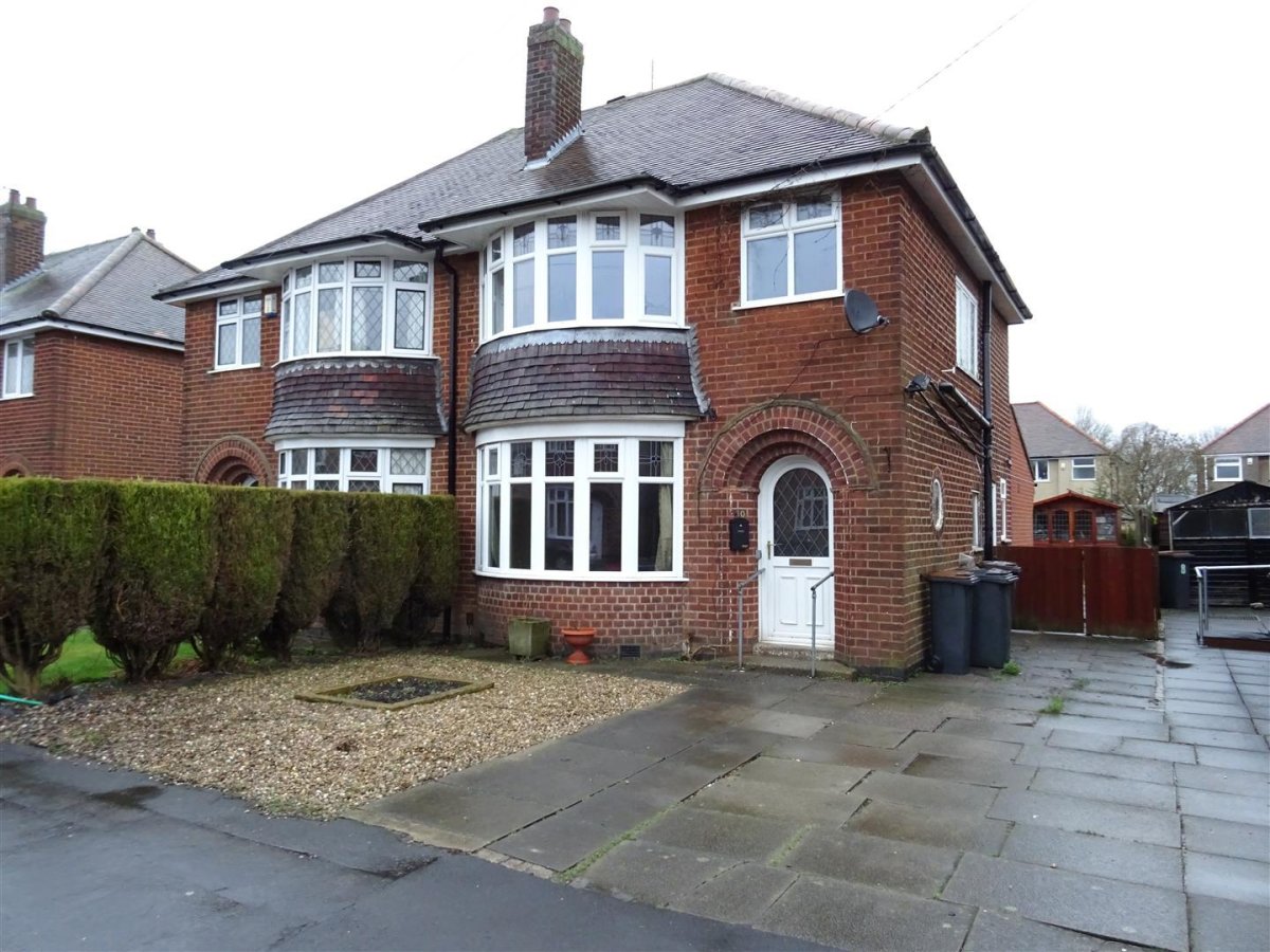 4 bedroom property for sale in Scotlands Drive, Coalville