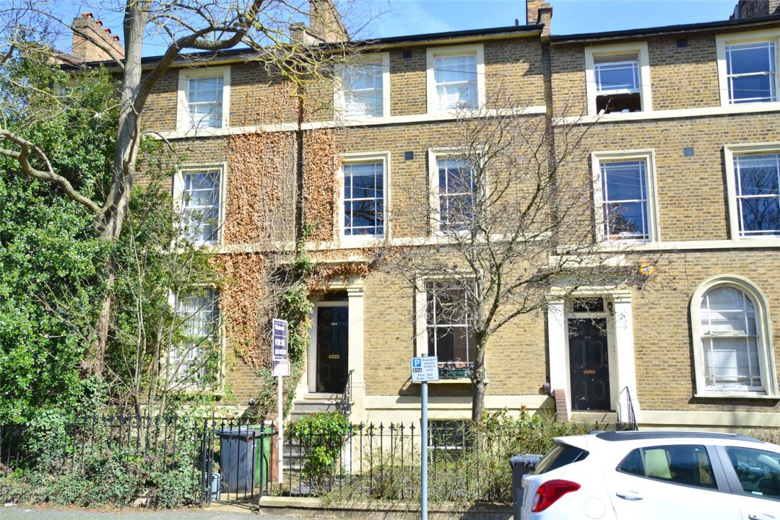 2 bedroom property for sale in Dacre Park, Lewisham, SE13 £545,000