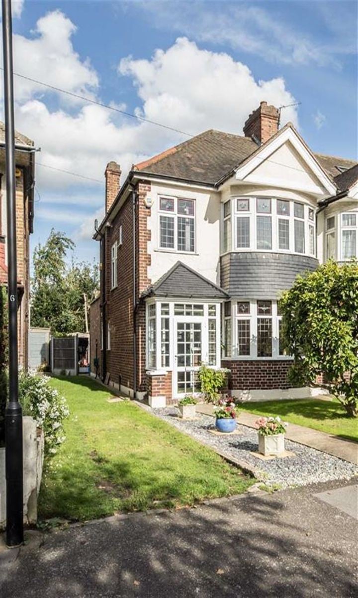 3 Bed Terraced House For Sale In Boundary Road Walthamstow 3 Bed Terraced House For Sale In Boundary Road Walthamstow