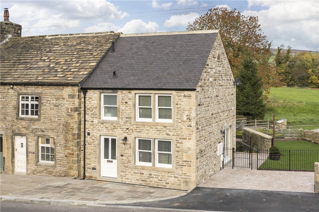 3 bedroom property to let in Church Street, Addingham, Ilkley, LS29 £