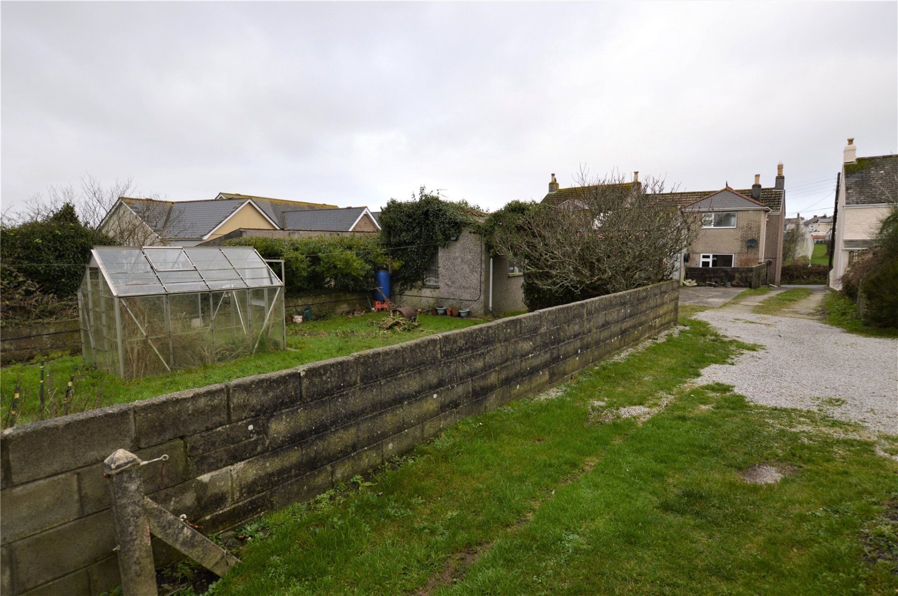 3 bedroom property for sale in Tolcarne Road, Beacon, Camborne, TR14