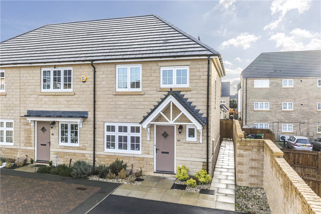 3 bedroom property for sale in Turing Close, Horsforth, Leeds, LS18