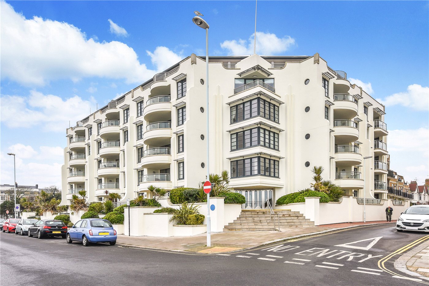 2 bedroom property for sale in Warnes, Steyne Gardens, Worthing, BN11