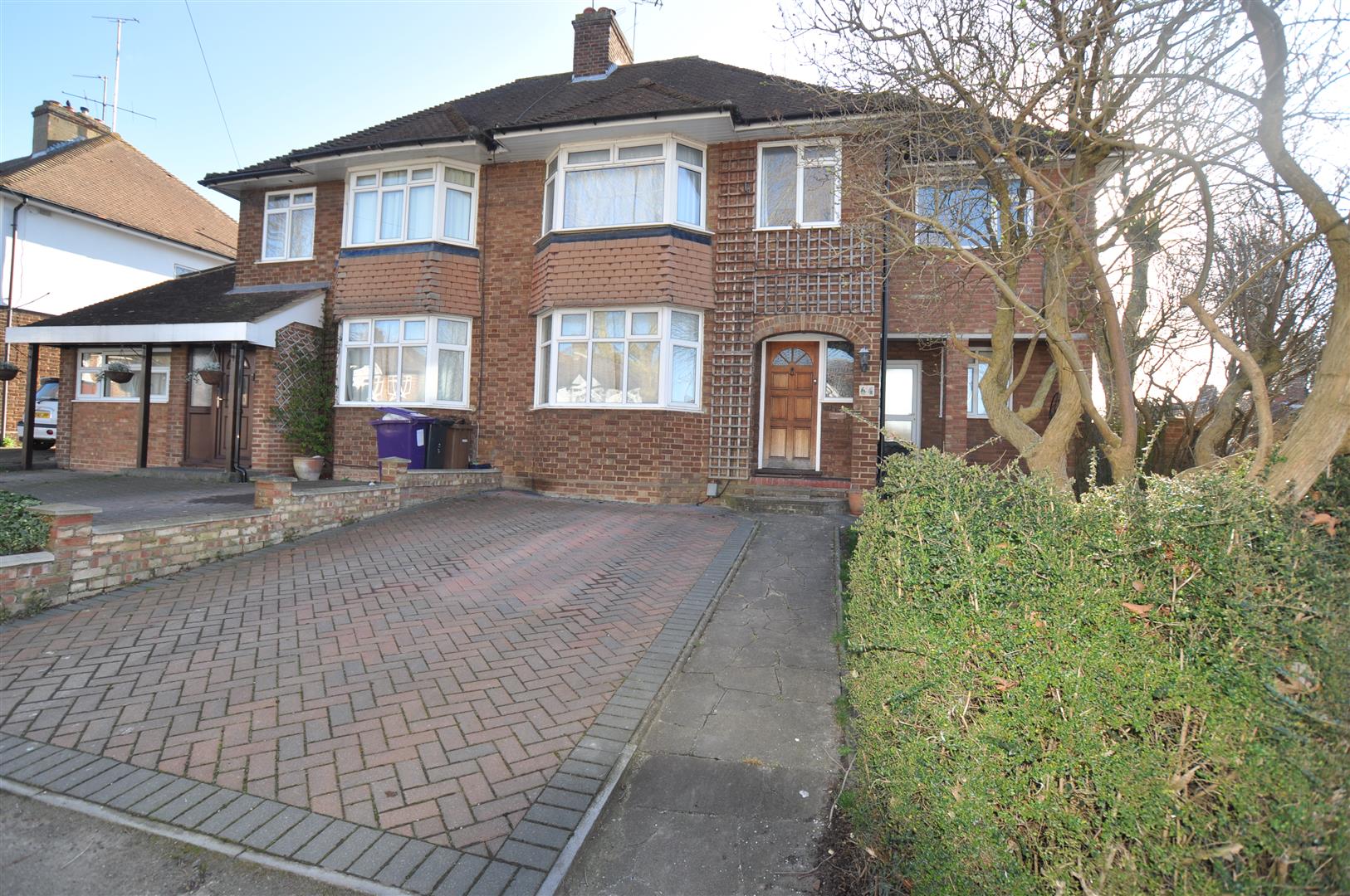 Properties for sale Hitchin and Stevenage