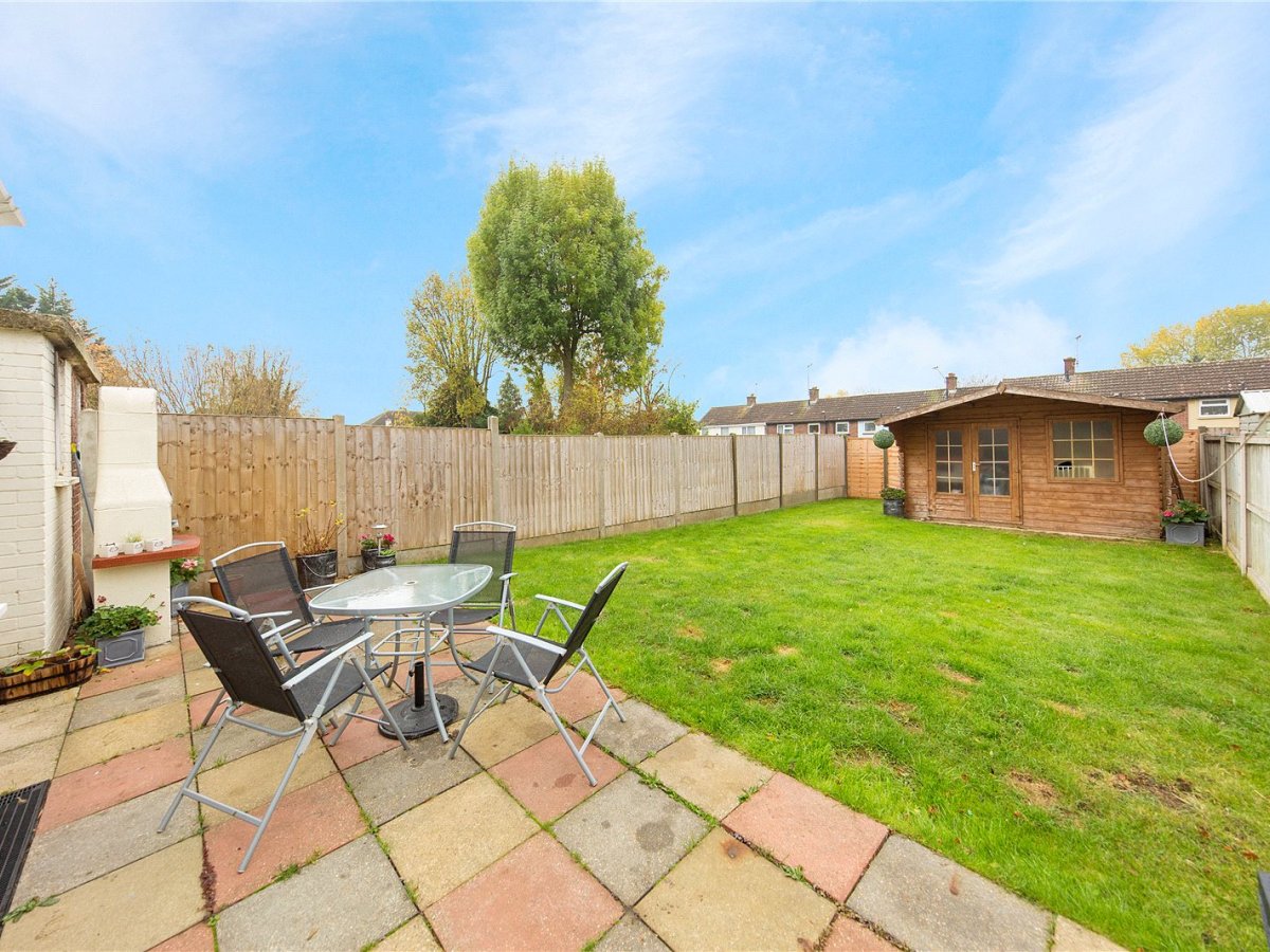 3 bedroom property for sale in Cherwell Drive, Chelmsford, Essex, CM1