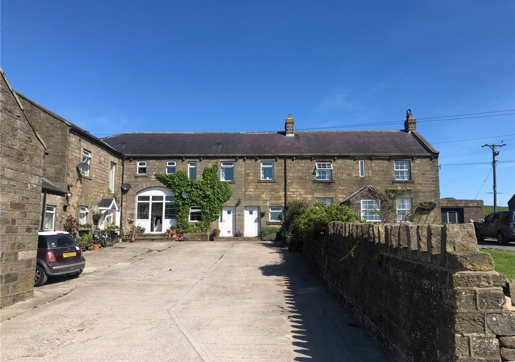 1 bedroom property to let in New Causeway Farm, Fellbeck, Harrogate, HG3 £525 pcm