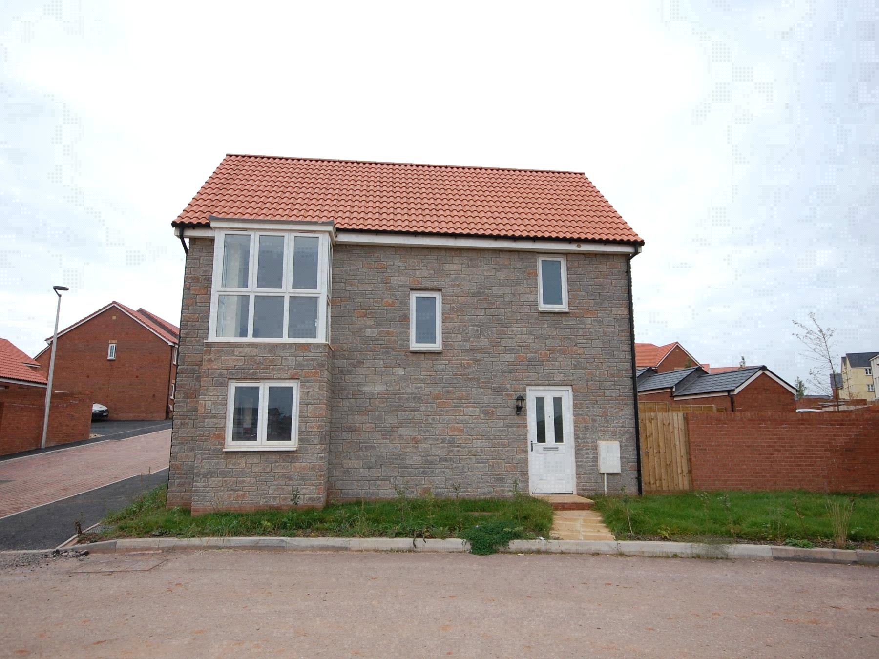 3 bedroom property to let in Post Coach Way, Cranbrook, Exeter, EX5 £