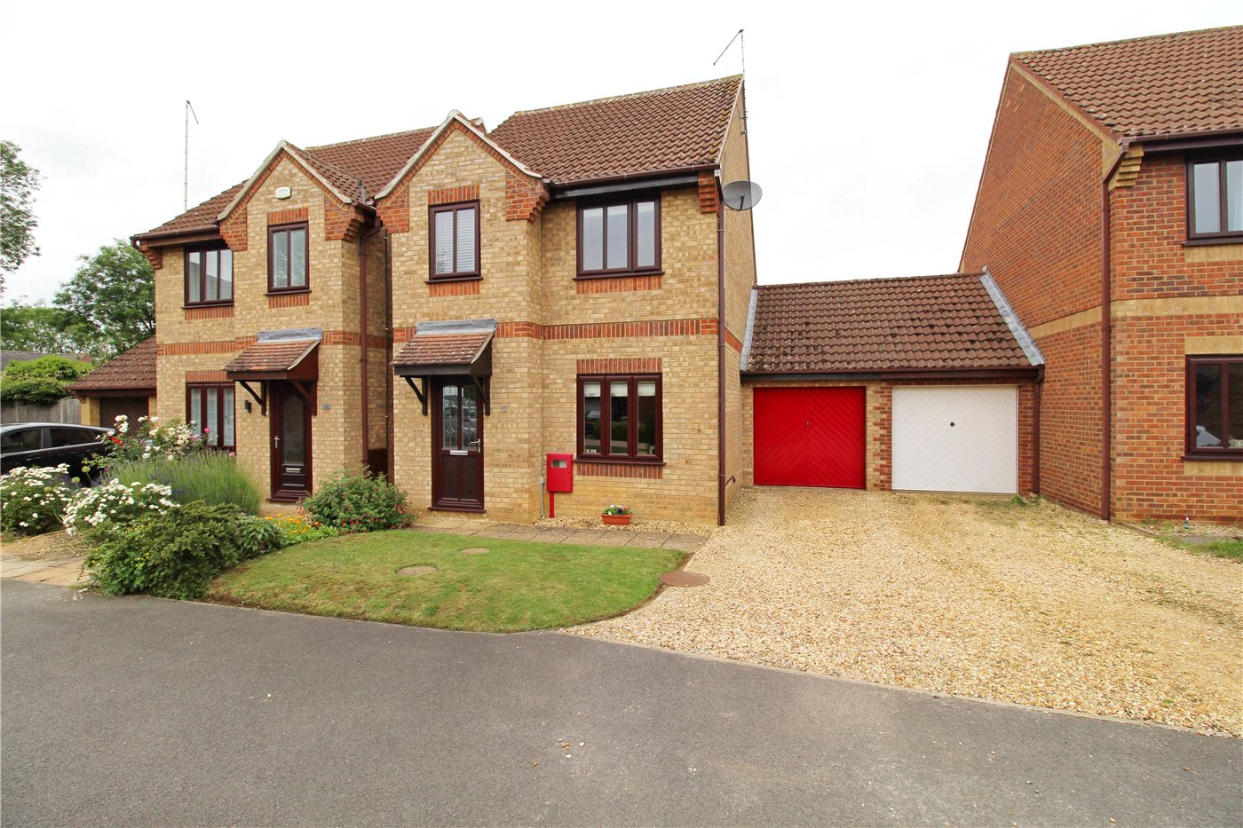 3 bedroom property for sale in Maxey Close, Market Deeping