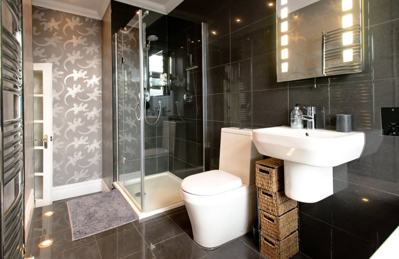 1 bedroom property for sale in Tollard Court, West Hill Road