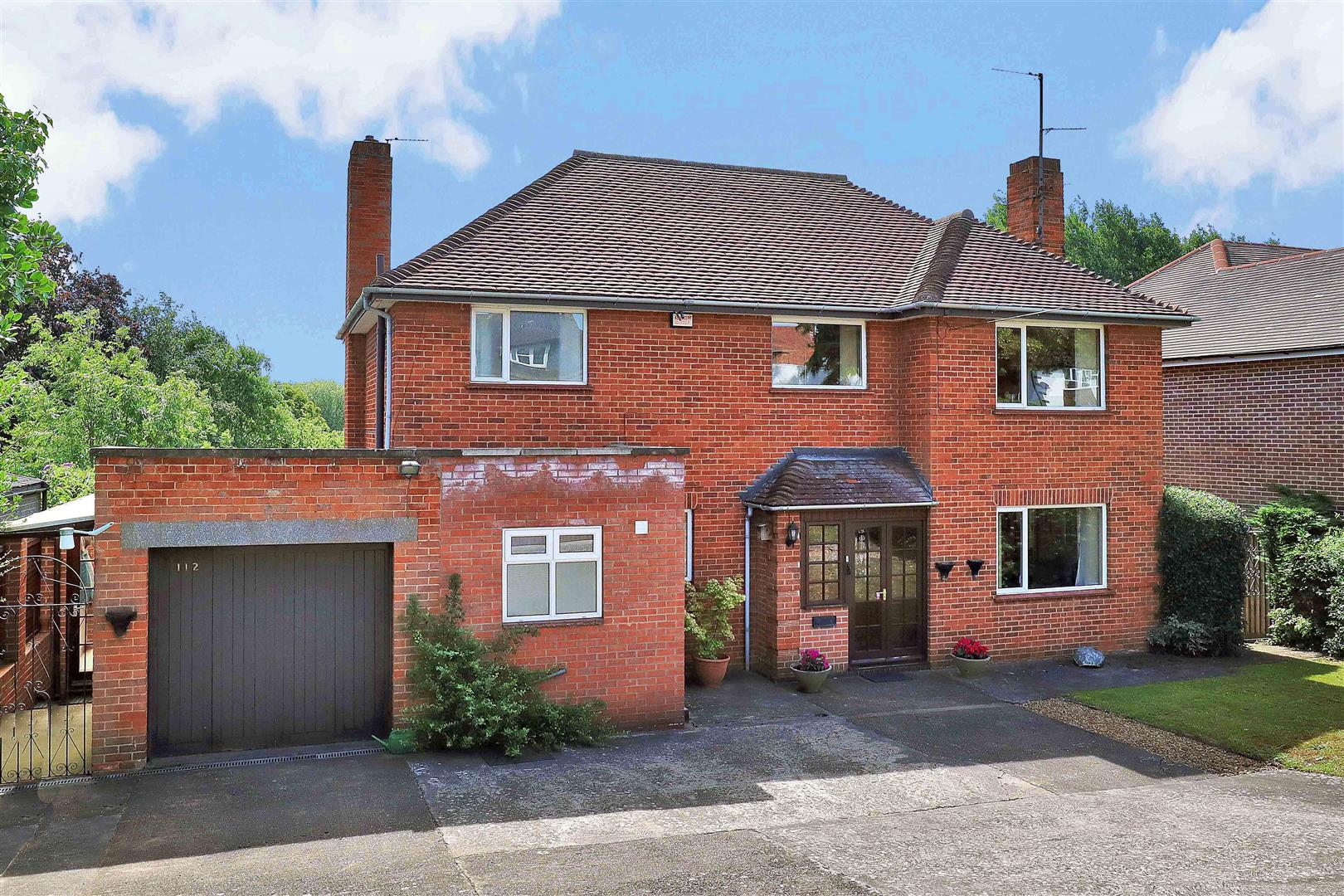 3 bedroom property for sale in Manthorpe Road, Grantham Guide price £