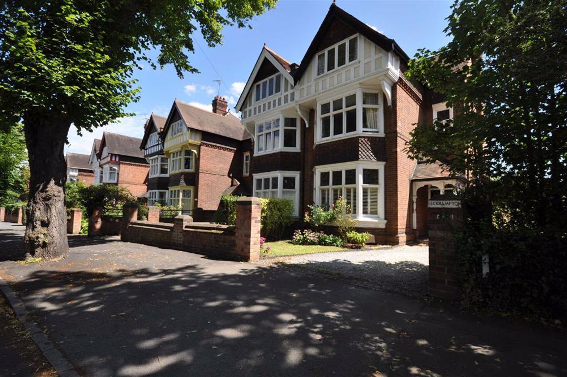 5 bedroom property to let in Adelaide Road, Leamington Spa £1900 pcm
