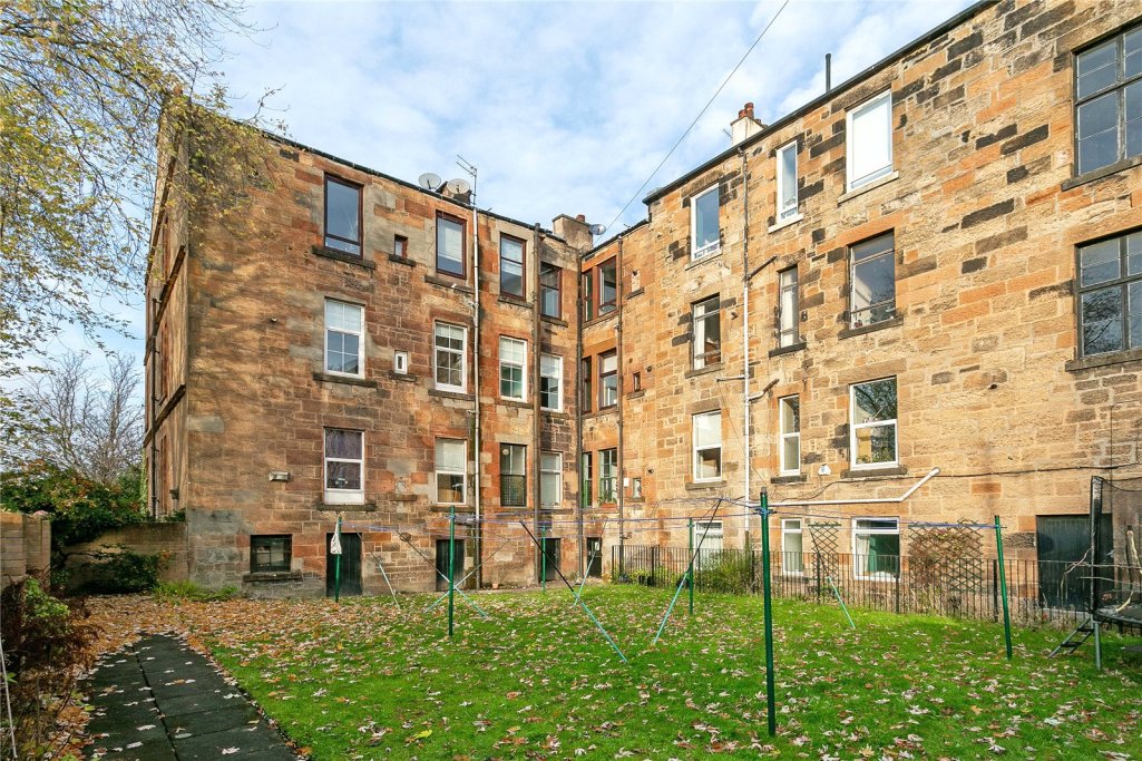 4 bedroom apartment for sale in Central Avenue, Broomhill, Glasgow, G11