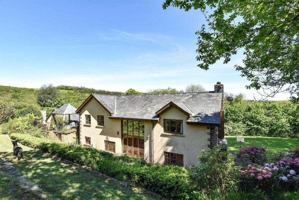 Stags 4 bedroom property for sale in Lower Washfield, Tiverton