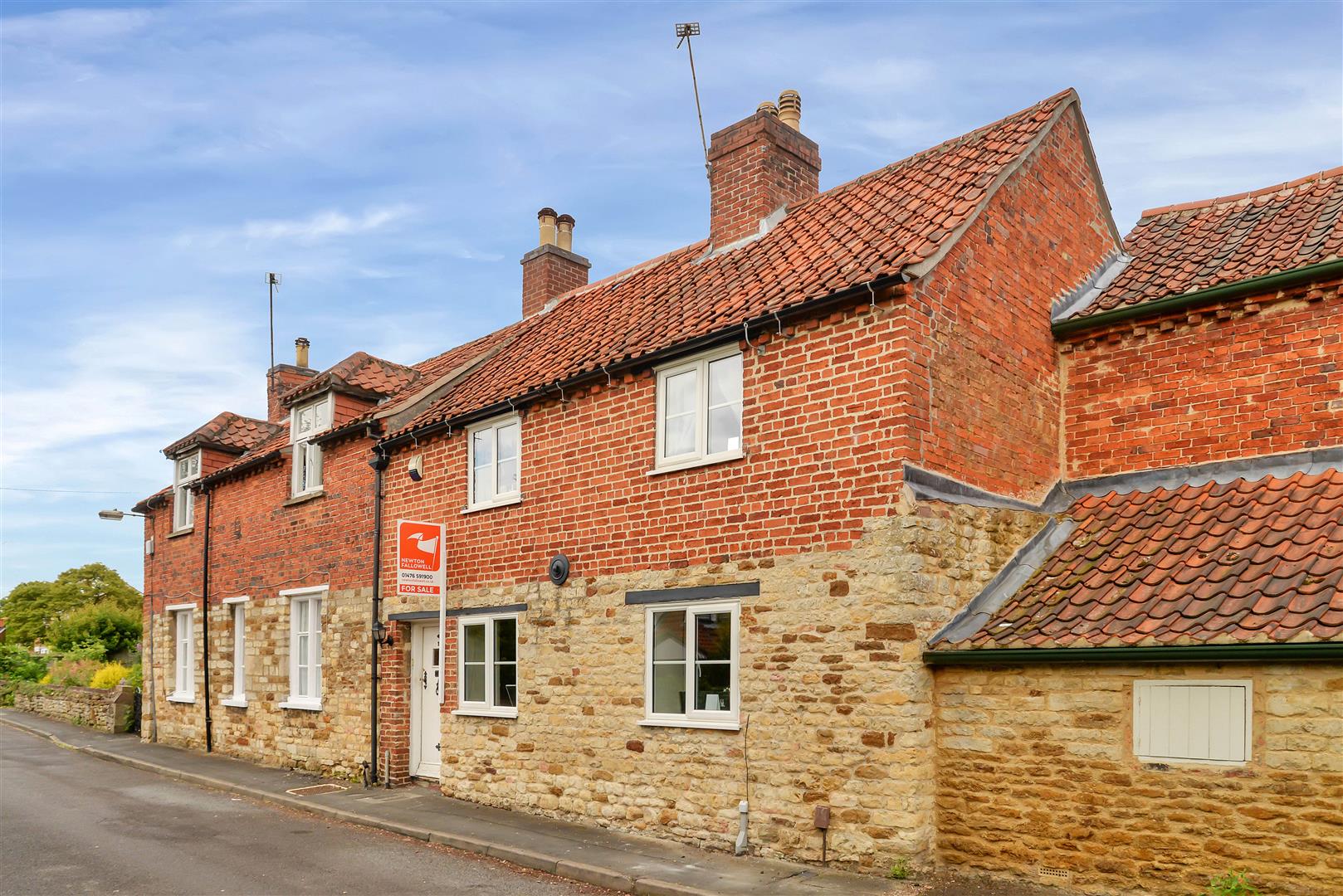 3 bedroom property for sale in Low Road, Manthorpe, Grantham Offers