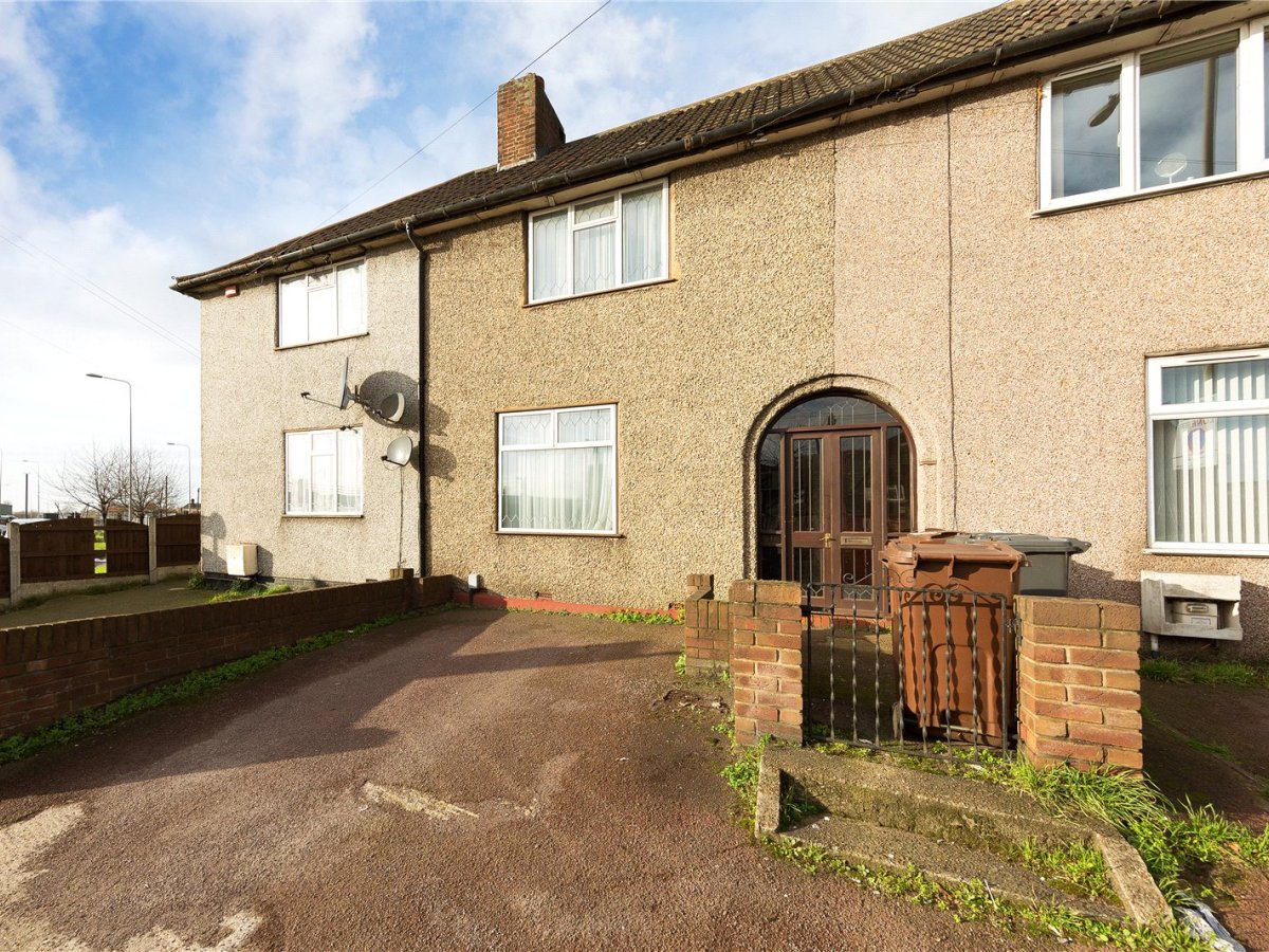 2 bedroom property for sale in Lodge Avenue, Dagenham, RM9 Guide