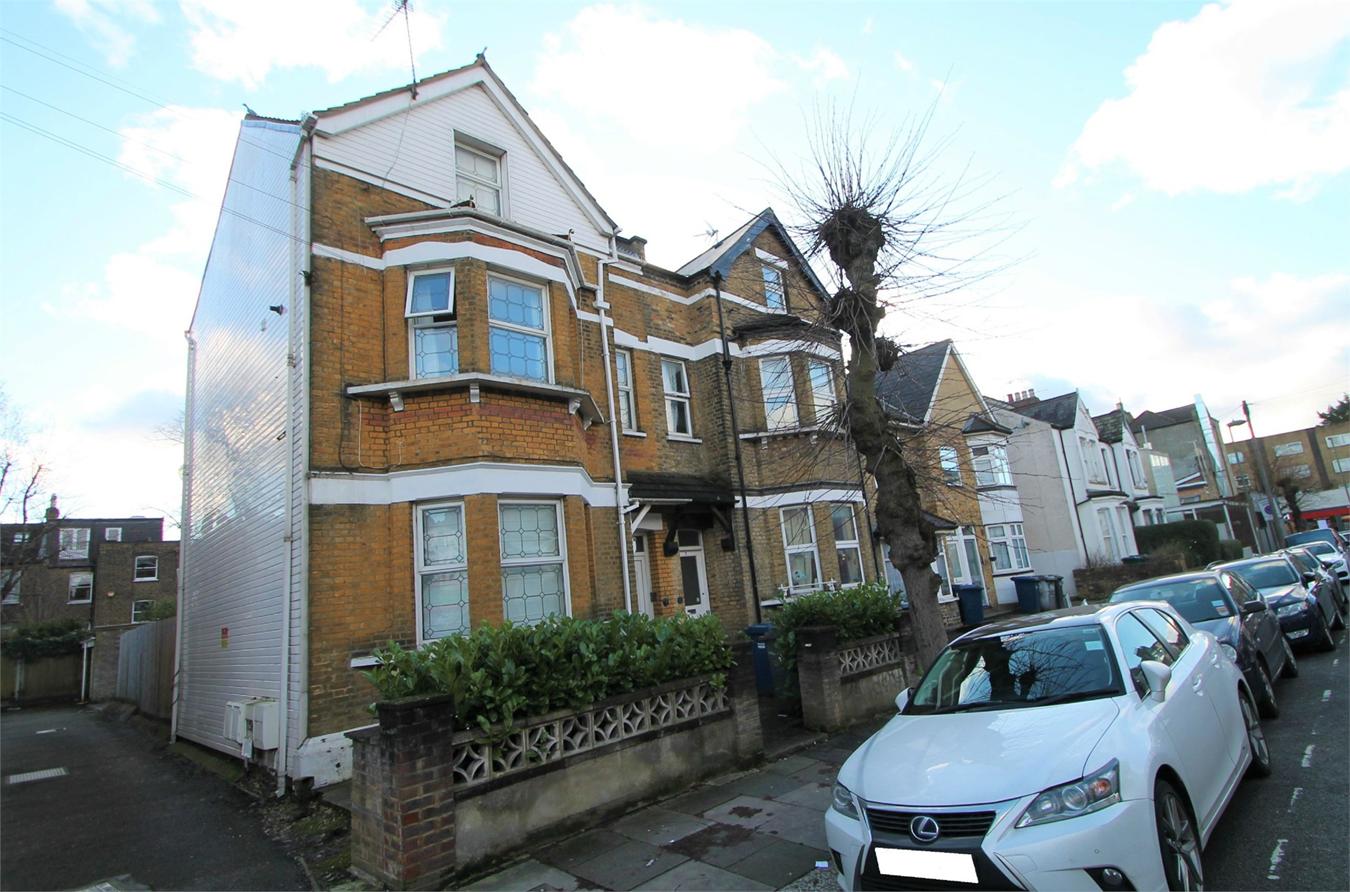 Jeremy Leaf and Co property for sale in Lincoln Road, East Finchley