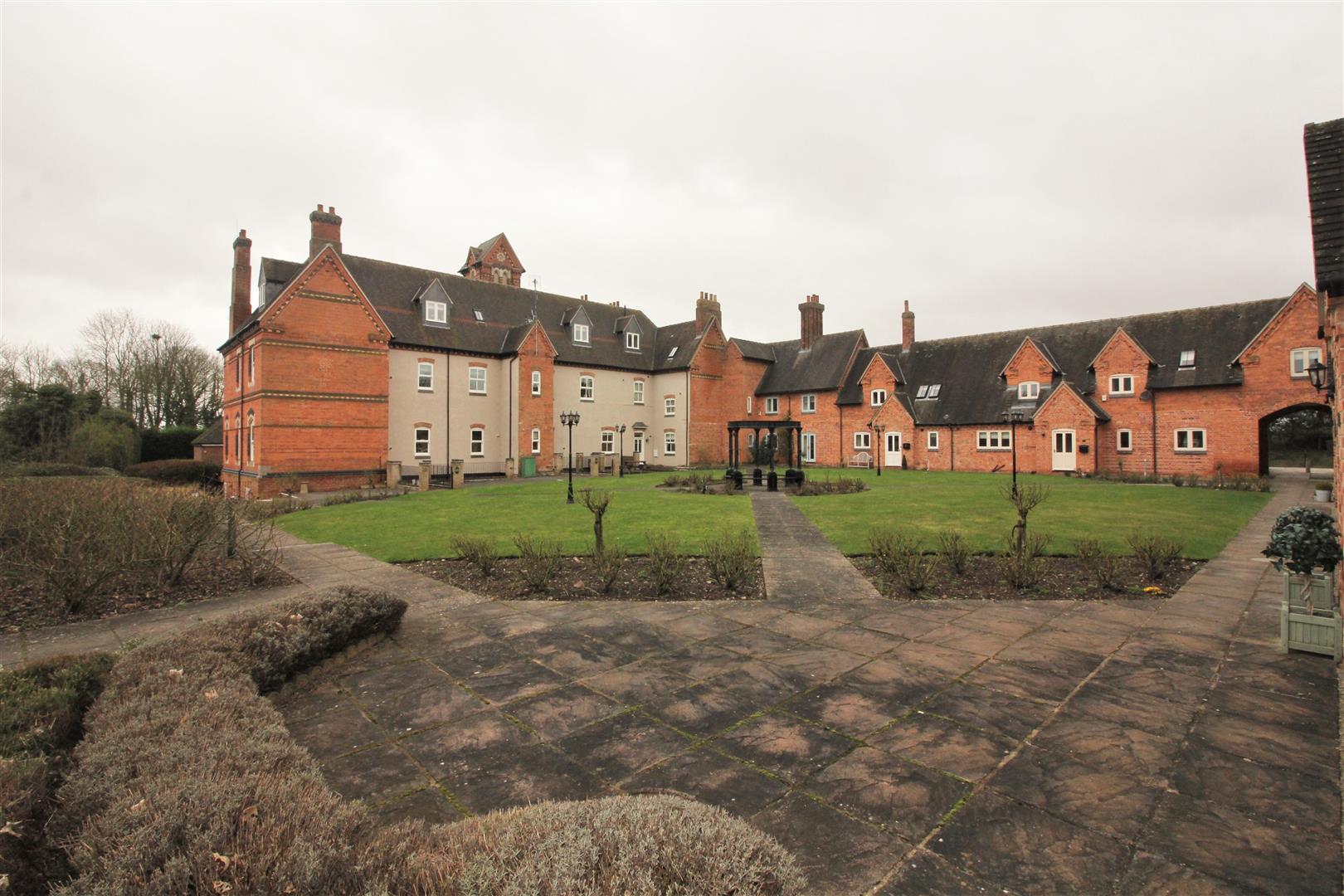 3 bedroom property for sale in Cliftonthorpe, Ashby de la zouch £365,000