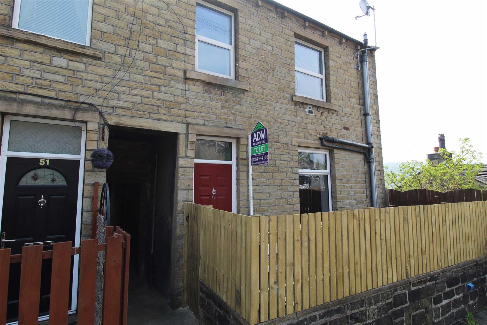 2 bedroom property to let in Lowergate, Paddock Huddersfield £475 pcm