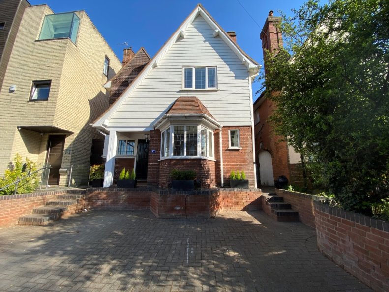4 bedroom detached house for sale in Somerset Road, Handsworth Wood