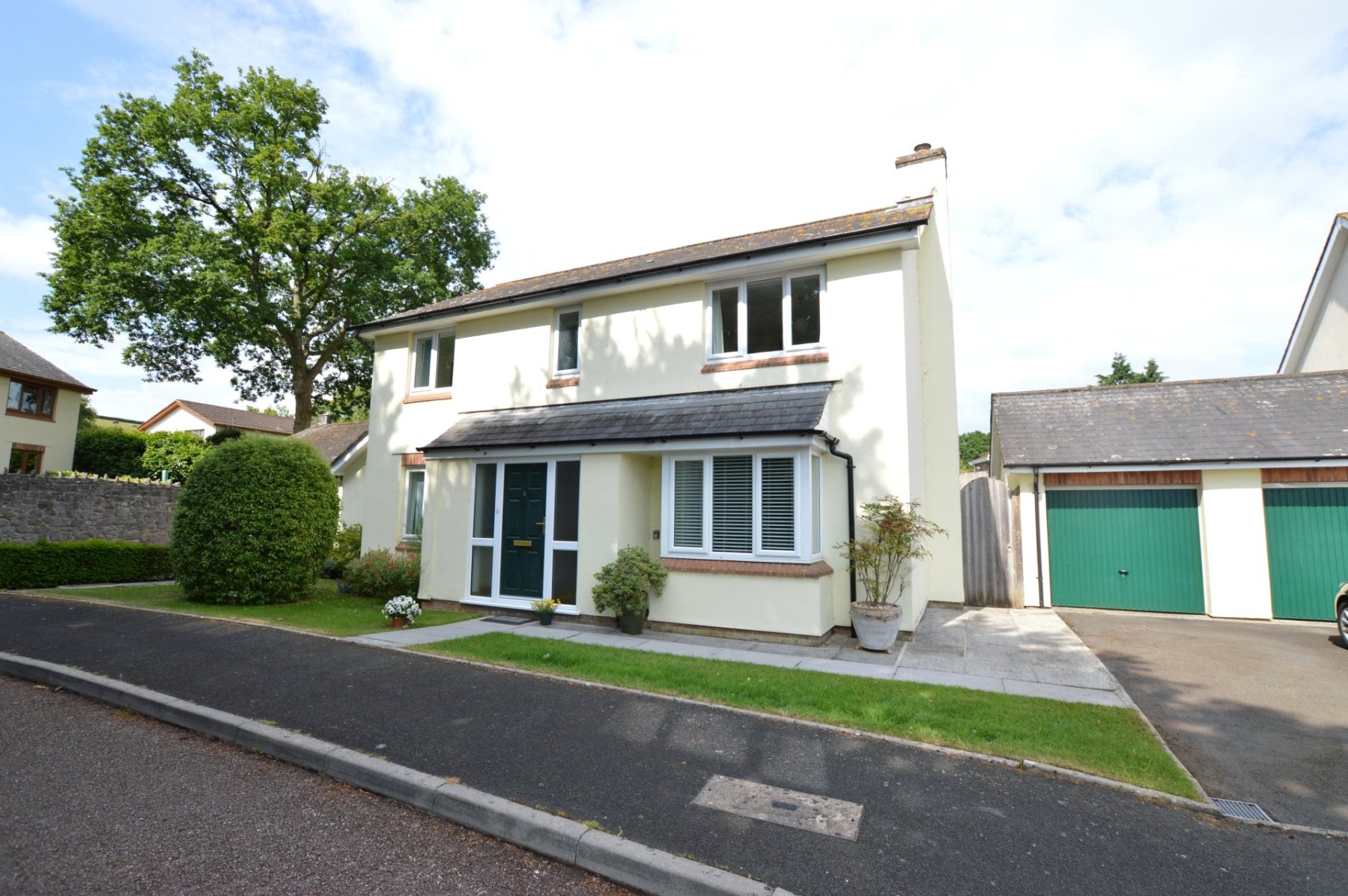 4 bedroom property for sale in Abbey Grange Close, Buckfast