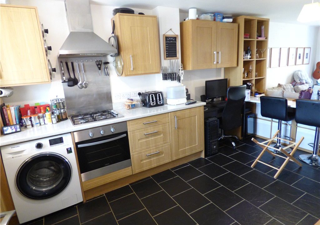 2 bedroom property for sale in Daisy Fields, Bradford, West Yorkshire