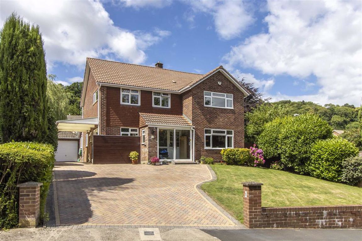 For sale 4 bedroom detached house, £700,000, Chardstock Avenue, Coombe