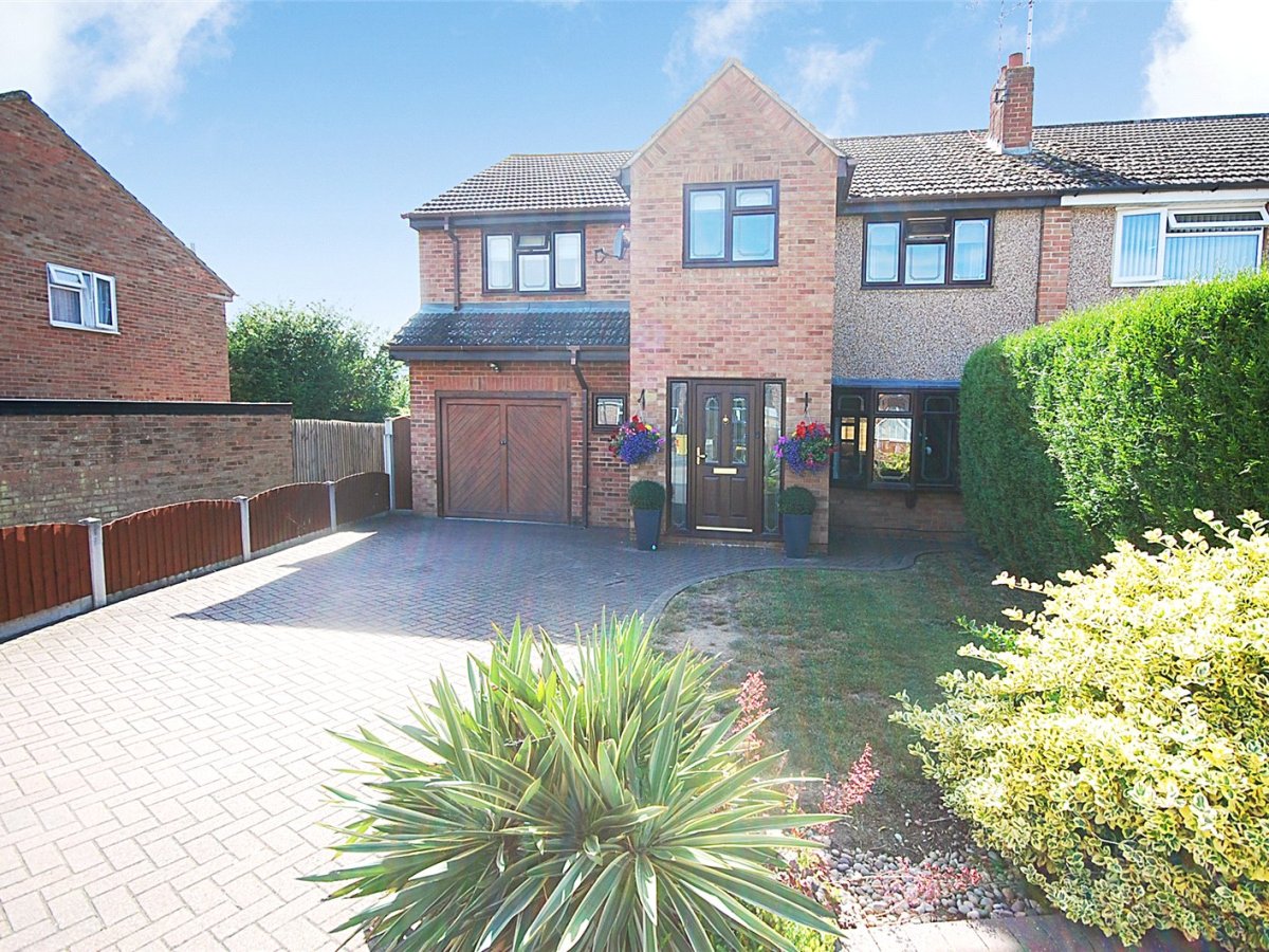4 bedroom property for sale in East Bridge Road, South Woodham Ferrers