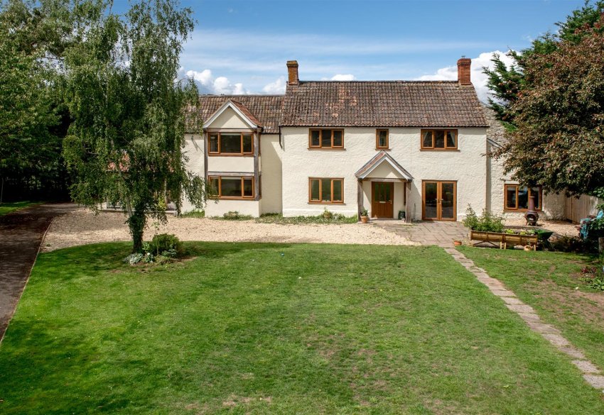 Stags 3 bedroom property for sale in West Hatch, Taunton