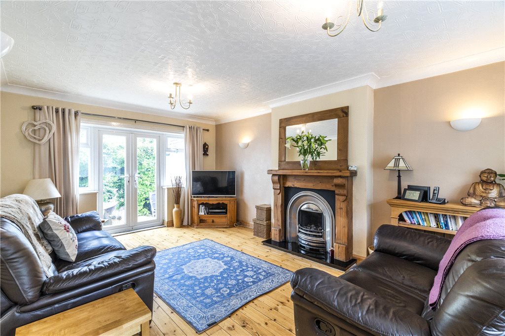 4 bedroom property for sale in High Bank Lane, Moorhead, Shipley, BD18 Offers in the region of