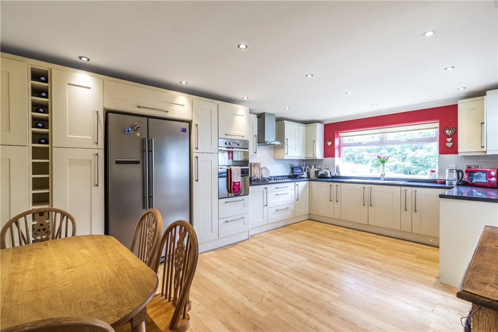 4 bedroom property for sale in High Bank Lane, Moorhead, Shipley, BD18 Offers in the region of