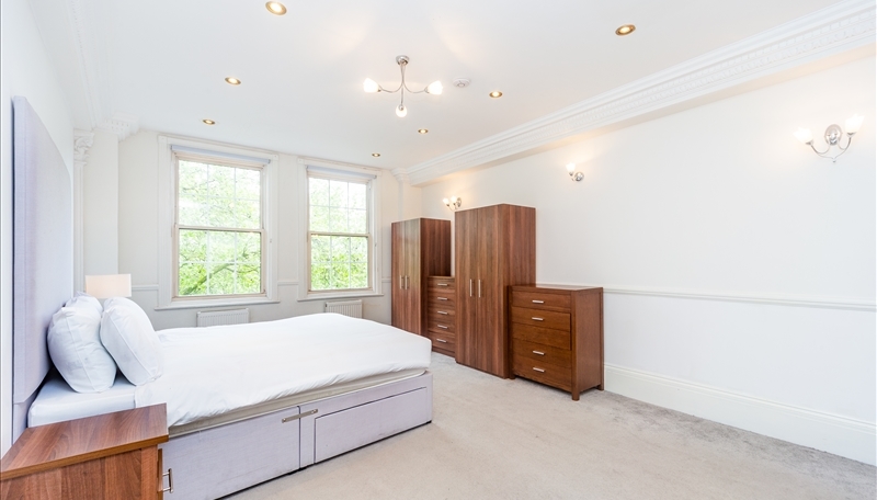 Newly Refurbished  Five Bedroom Apartment  To Let  Strathmore Court  St Johns Wood  NW8 Image 10