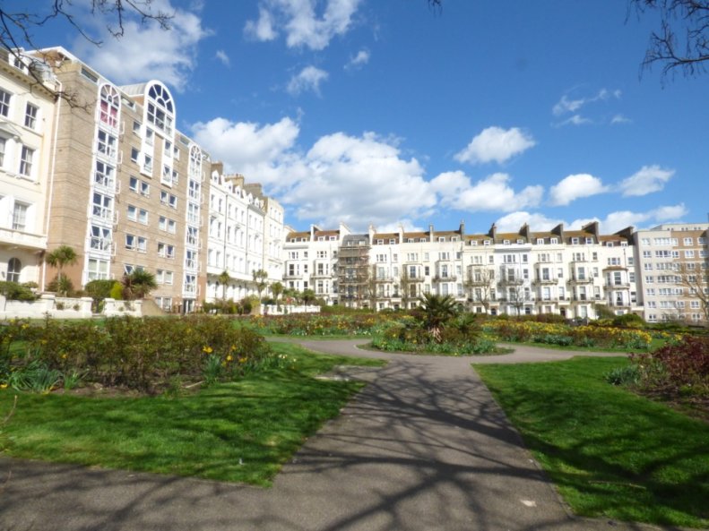 2 bedroom flat for sale in Warrior Square, St. LeonardsOnSea, TN37