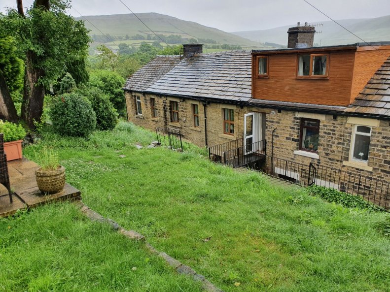 3 bedroom cottage for sale in Grove Cottages, Diggle, Saddleworth, OL3