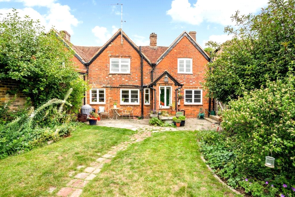 3 bedroom property for sale in Vyne Road, Sherborne St John, RG24