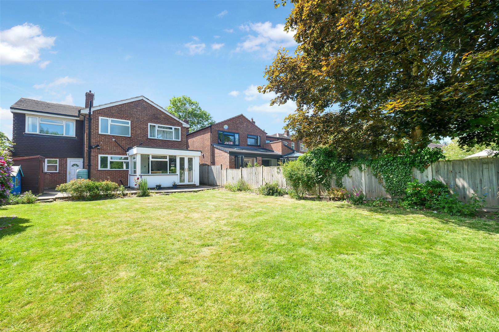 4 bedroom property for sale in Appleby Close, Great Alne, Alcester Offers over £465,000