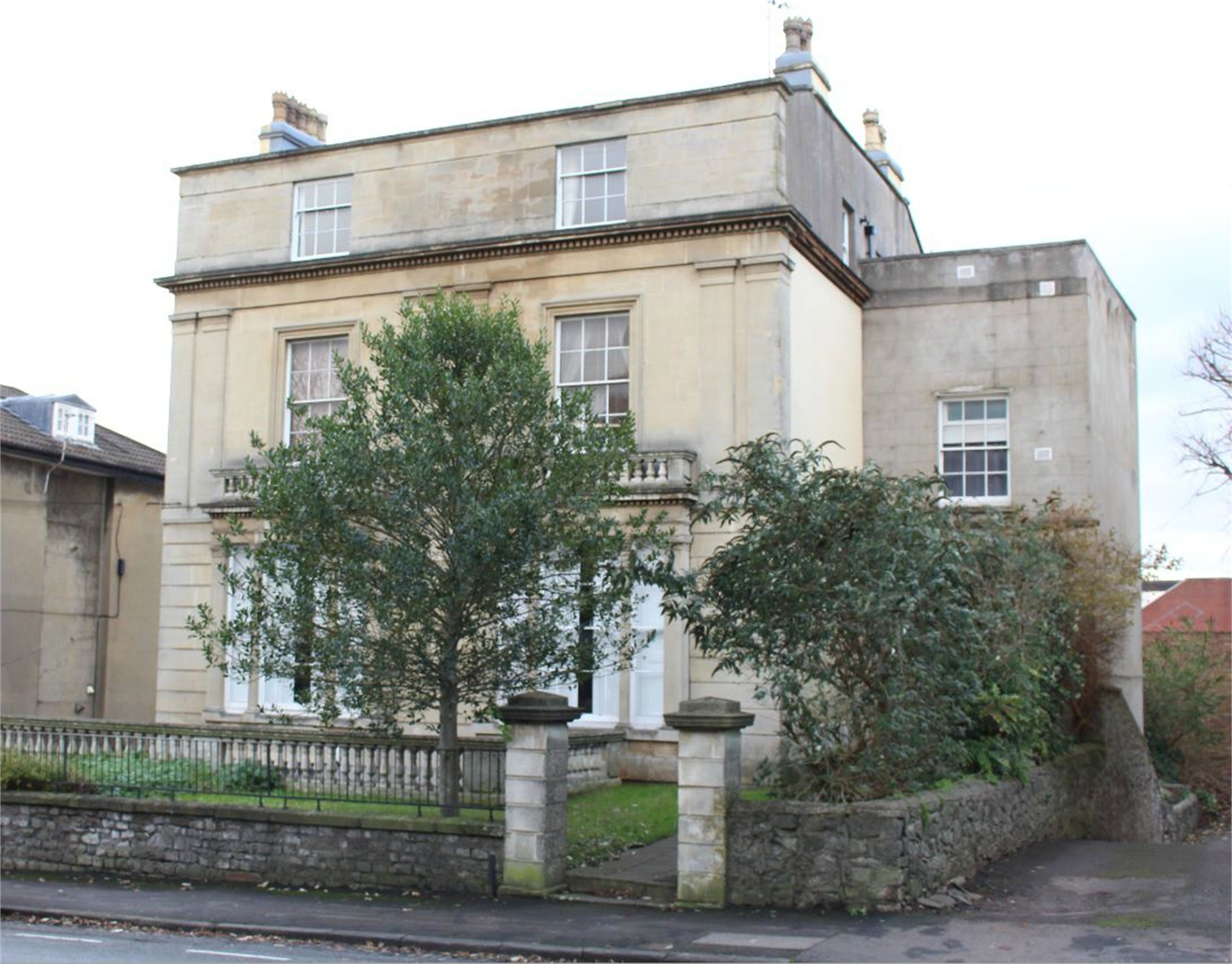 2 bedroom property for sale in Cotham Road, Cotham, Bristol, BS6 £285,000