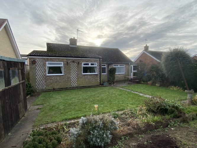 2 bedroom property for sale in Park Lane, Downham Market, PE38 9RN Guide price £249,950