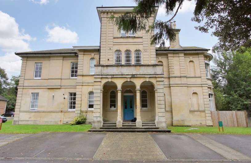 1 bedroom property to let in Eastfield House, Andover £675 pcm