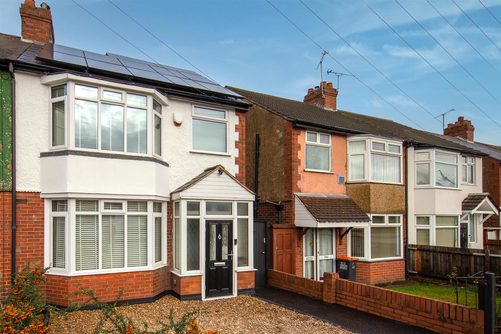 3 bedroom property for sale in Luton Road, Dunstable Offers in excess