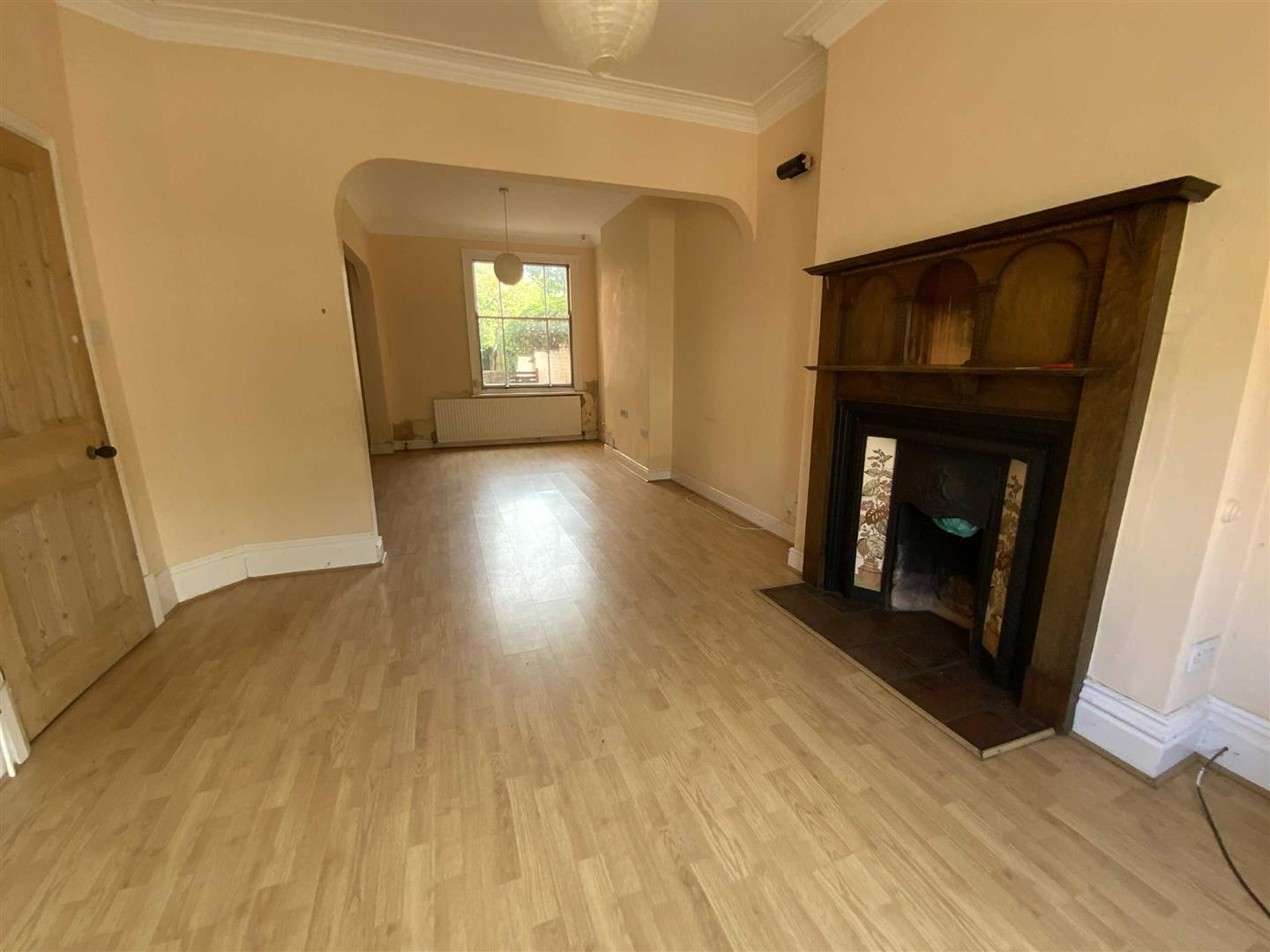 4 bedroom property for sale in Knighton Church Road, South Knighton