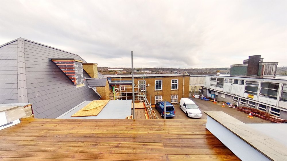 2 bedroom property for sale in William Street, Gilfach, Bargoed Price