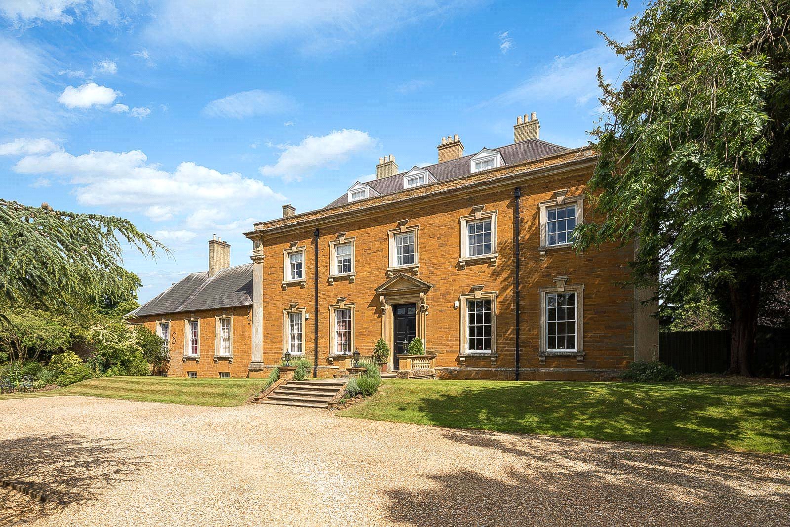 JacksonStops 5 bedroom property for sale in Dallington Park Road