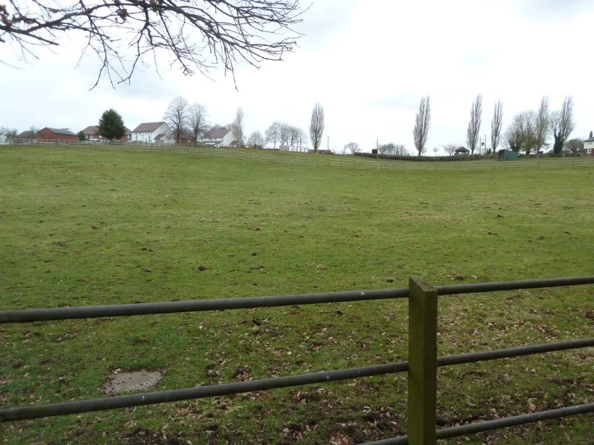 WEST AVENUE, MELTON MOWBRAY