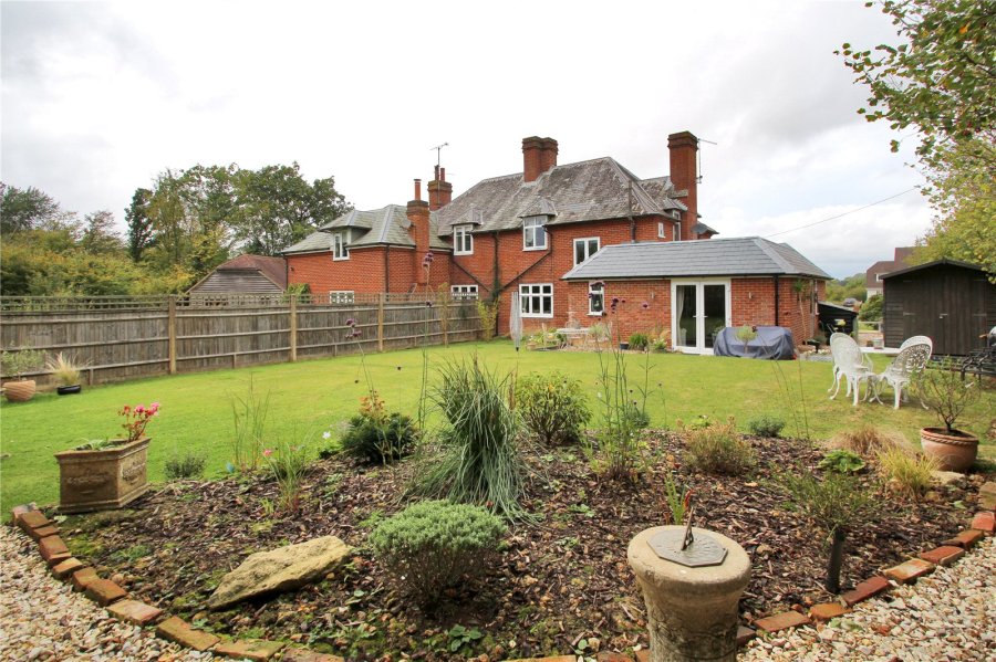 JacksonStops 4 bedroom property for sale in Hazelden Farm, Marden