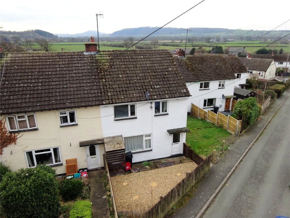 3 bedroom property for sale in Pentre Gwyn, Trewern, Welshpool, SY21