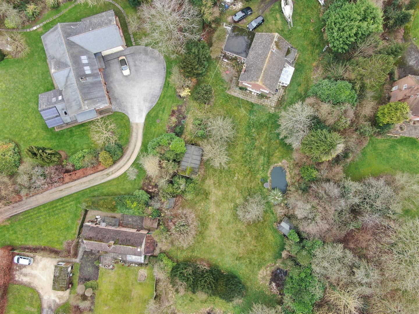 property for sale in Locks Lane, Wantage Guide price £375,000