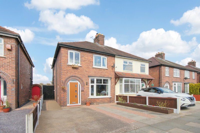 3 bedroom property for sale in Salisbury Avenue, Crewe £166,500