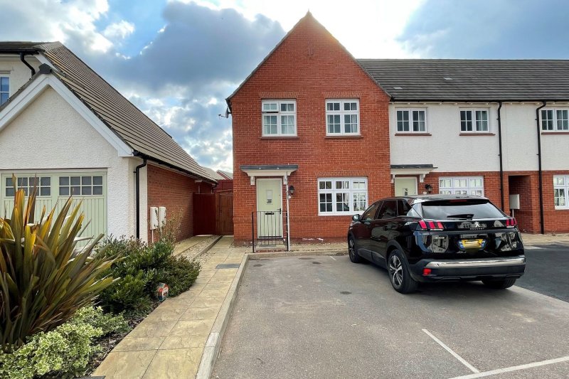 3 bedroom property for sale in Swift Road, Dawlish, EX7 £285,000