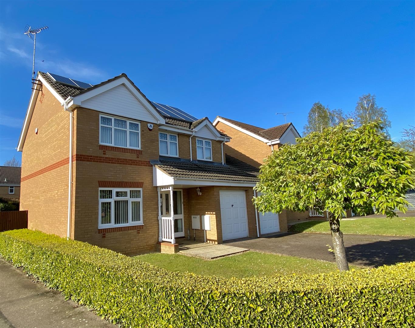 4 bedroom property for sale in Pagent Court, Kettering Leisure Village