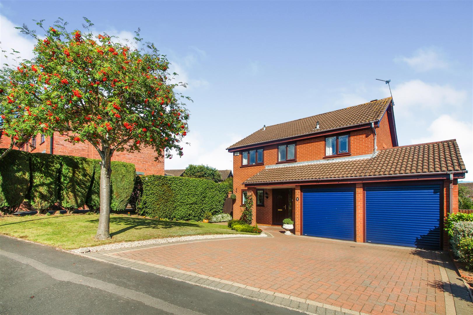 4 bedroom property for sale in Woodridge Avenue, Allesley Green